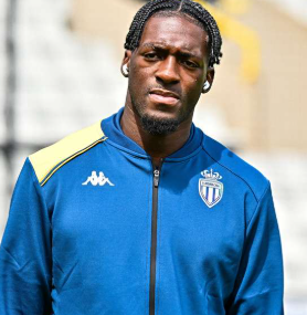 巴萨冬窗引援困境：迪萨西成潜在选项但困难重重