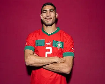 巴黎圣日耳曼边卫阿什拉夫强奸指控风波:社交媒体发声否认