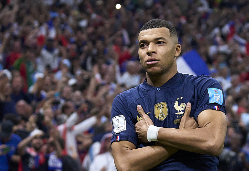 <a href='/news/tag/286.html' style='color: blue;'>皇马</a>对姆巴佩的使用策略:成绩与健康间的艰难权衡